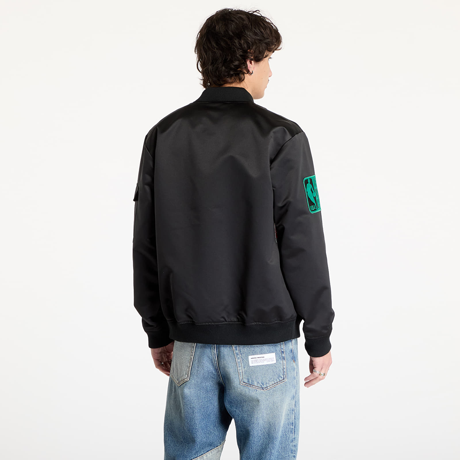 Meeste jakid Mitchell & Ness NBA Team Leader Satin Vintage Logo Celtics Bomber Black