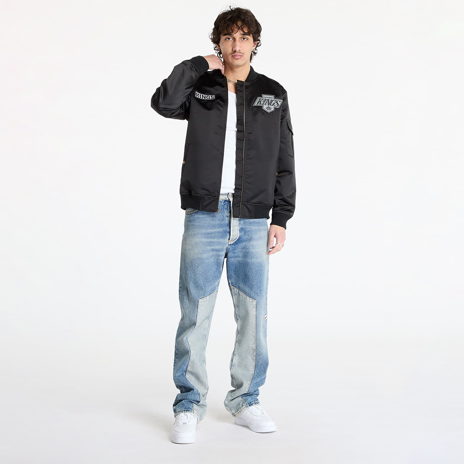 Men's jackets Mitchell & Ness NHL Team Leader Satin Vintage Logo Kings Bomber Black