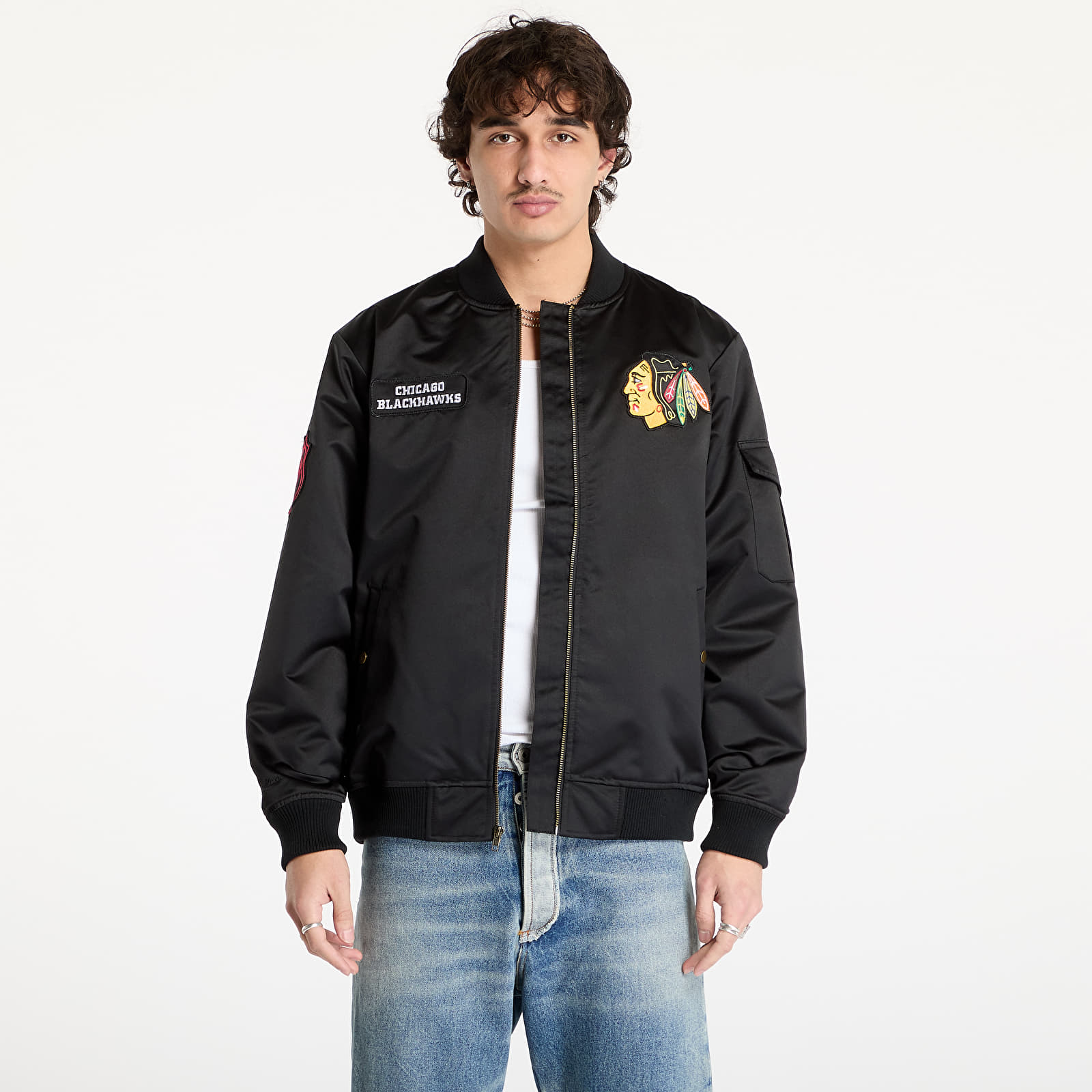 Herrenjacken Mitchell & Ness NHL Team Leader Satin Current Logo Blackhawks Bomber Black
