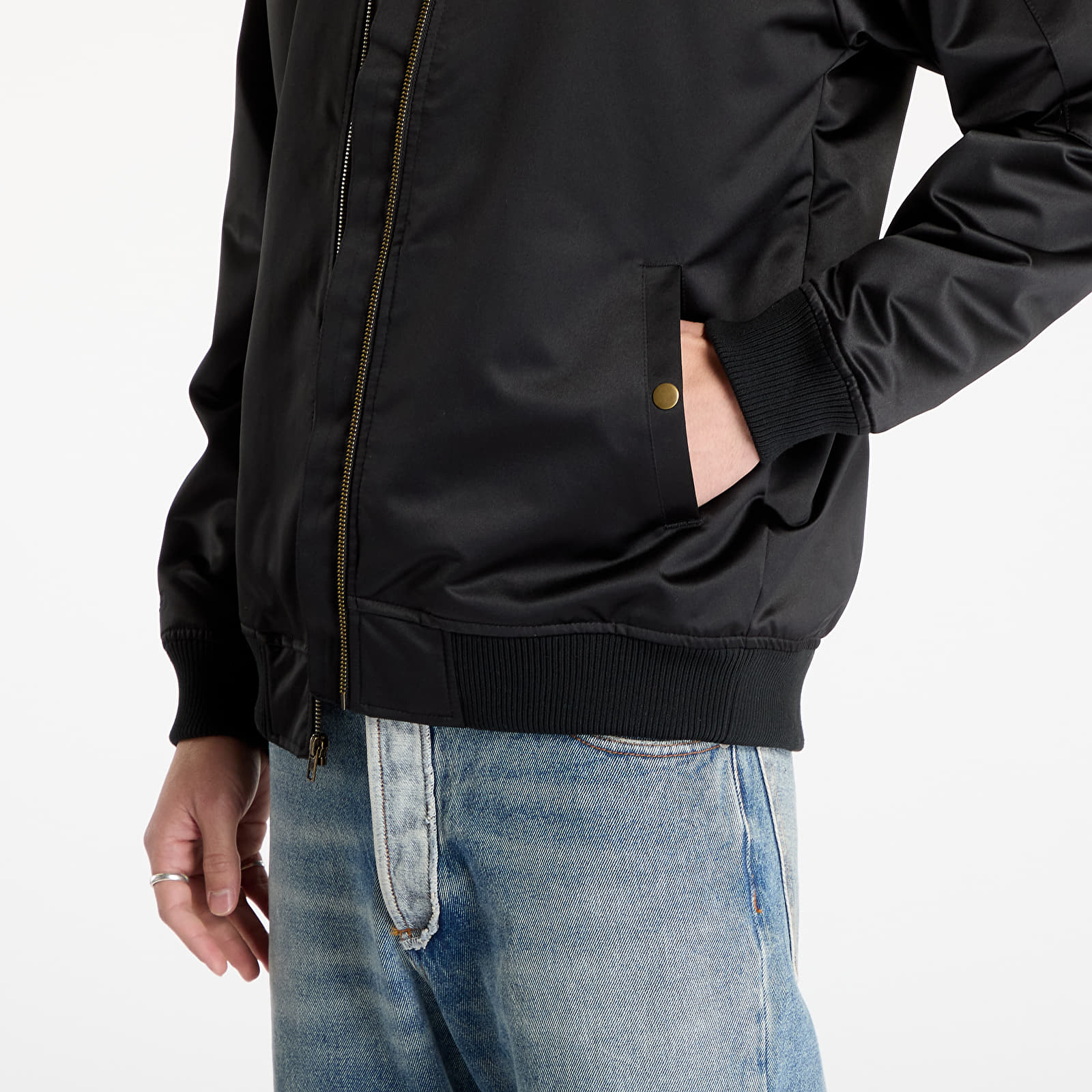 Herrenjacken Mitchell & Ness NHL Team Leader Satin Current Logo Blackhawks Bomber Black