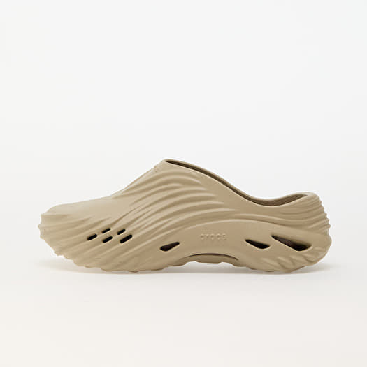 Crocs Echo Wave Moth