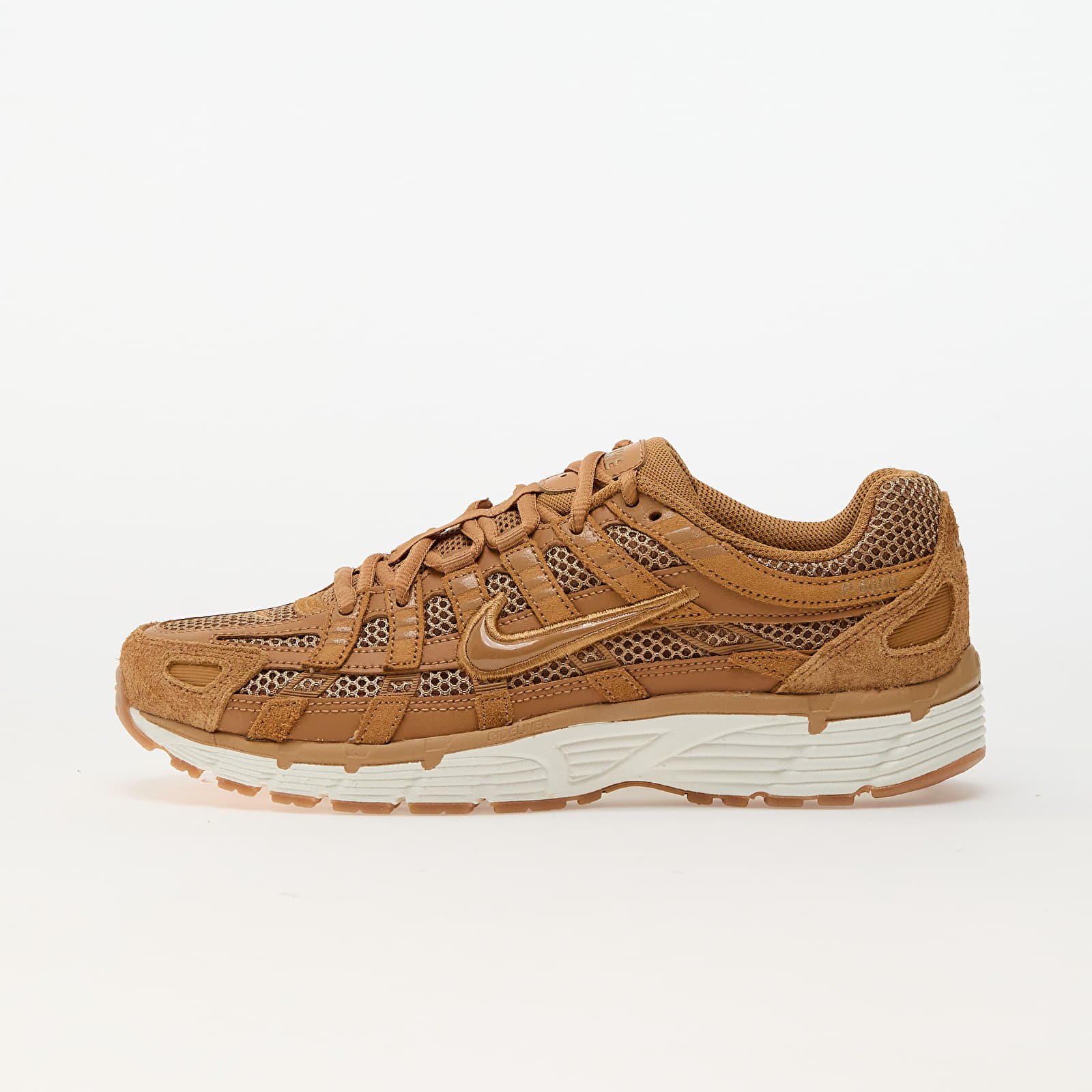 Meeste tossud ja kingad Nike P-6000 Se Flax/ Flax-Metallic Gold-Sail