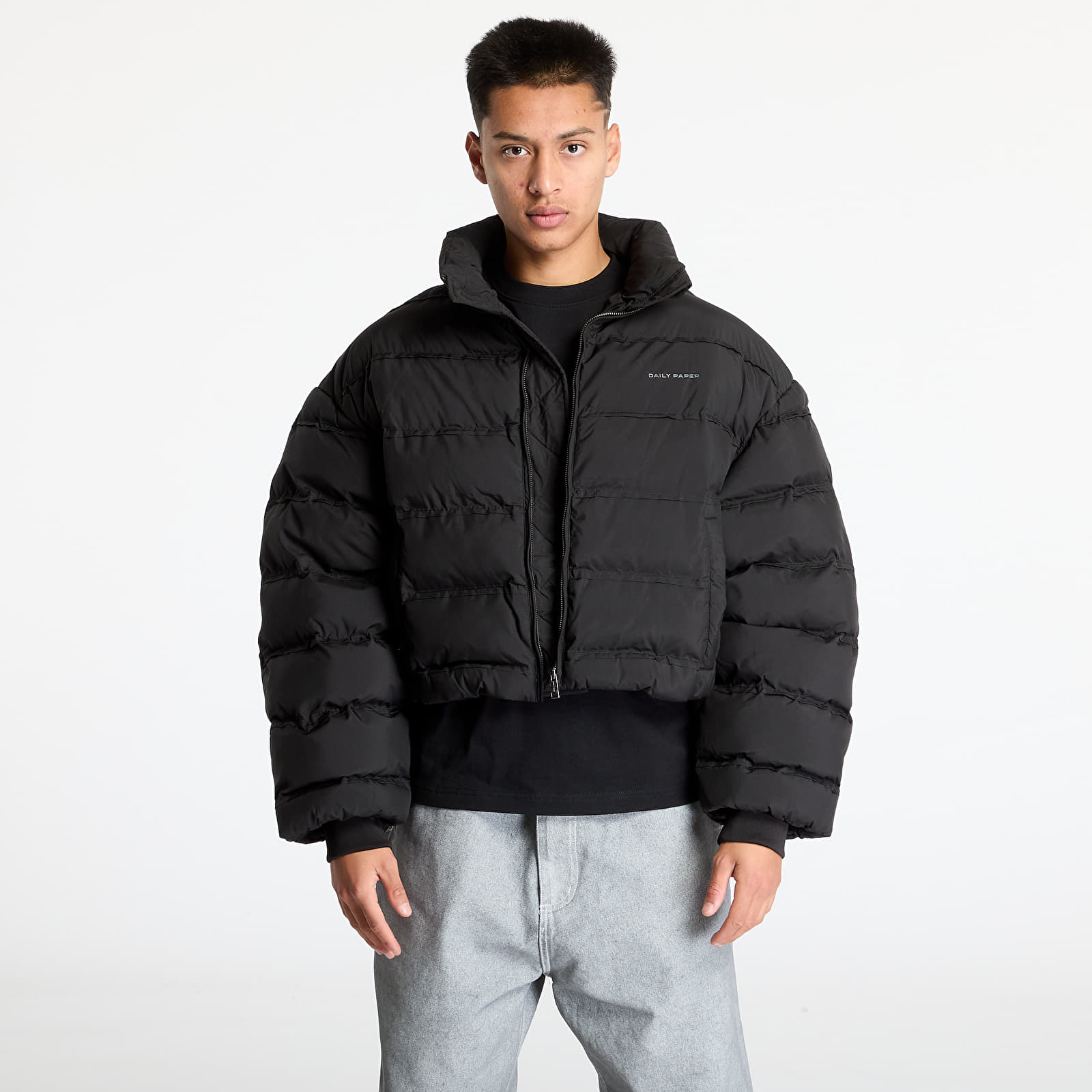 Jacken für Frauen Daily Paper Relaxed Short Puffer Jacket Black