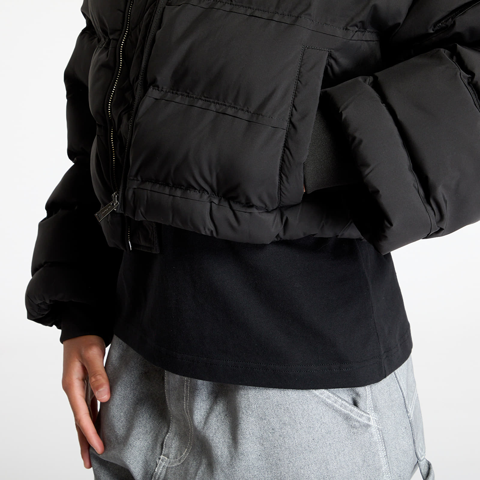 Jacken für Frauen Daily Paper Relaxed Short Puffer Jacket Black