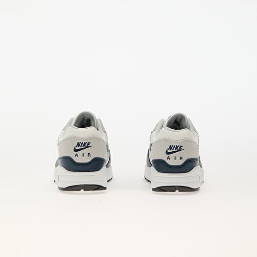 Nike air max 650 deals