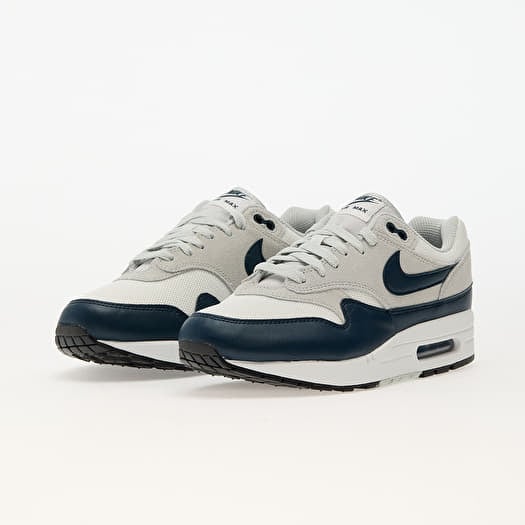 Air max 1 light blue store