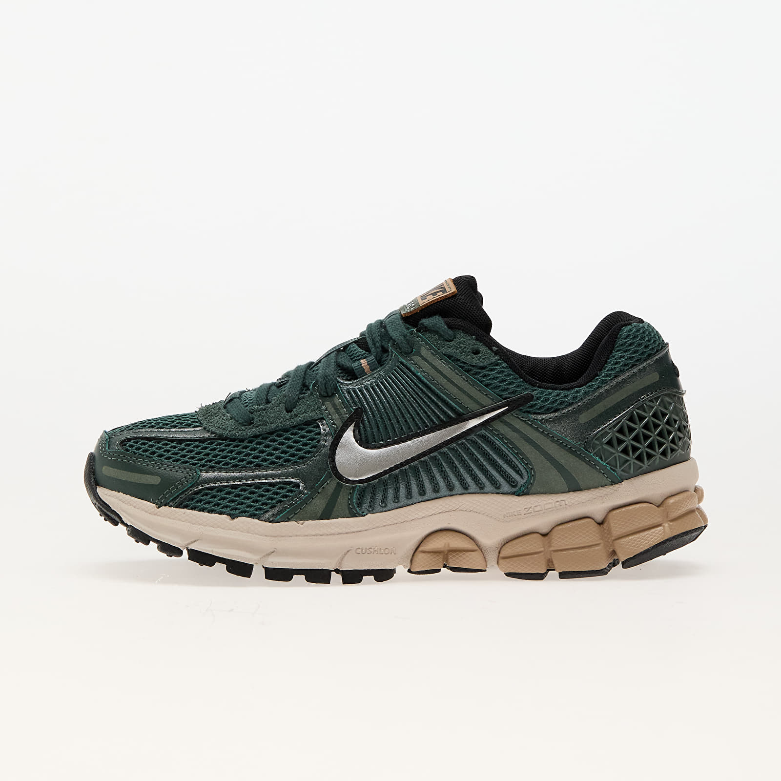 Naiste tossud ja kingad Nike W Zoom Vomero 5 Vintage Green/ Chrome-Lt Orewood Brn-Hemp