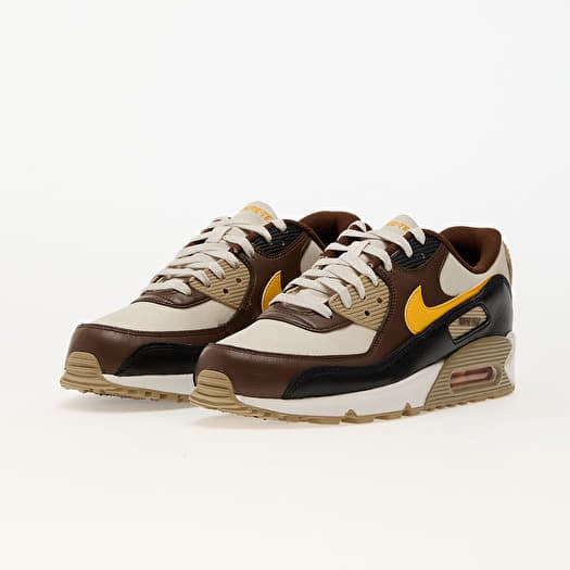 Men s sneakers and shoes Nike Air Max 90 Gore Tex Cacao Wow Lt Orewood Brn Khaki Black Queens