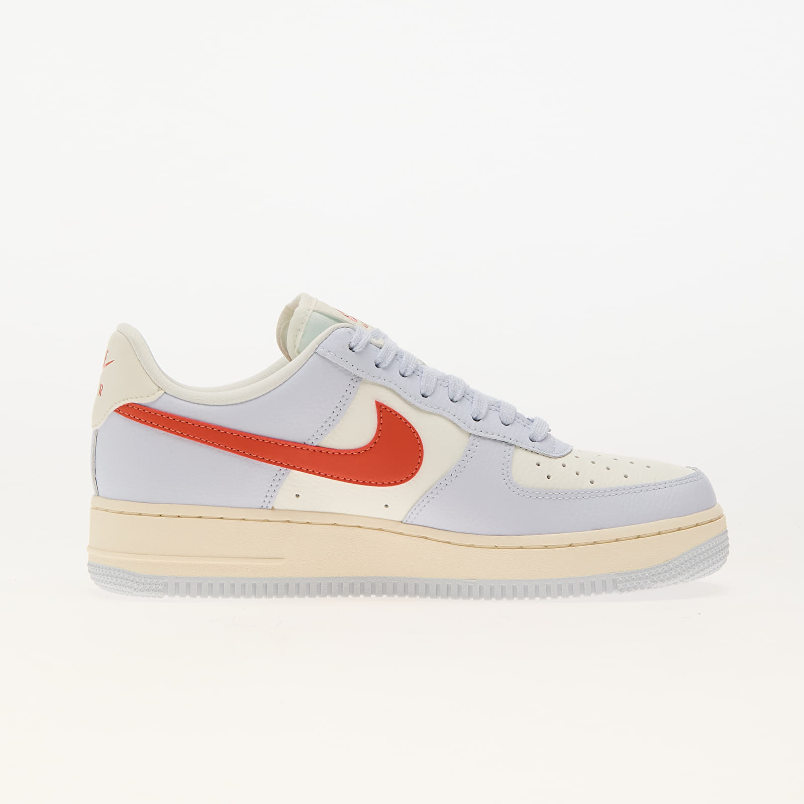 Damskie buty Nike W Air Force 1 '07 Football Grey/ Vintage Coral-Pale Ivory