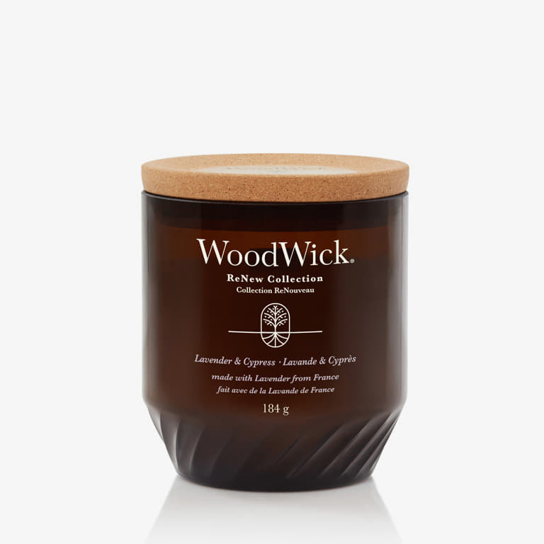 Inne WoodWick Medium ReNew Candle - Lavender & Cypress