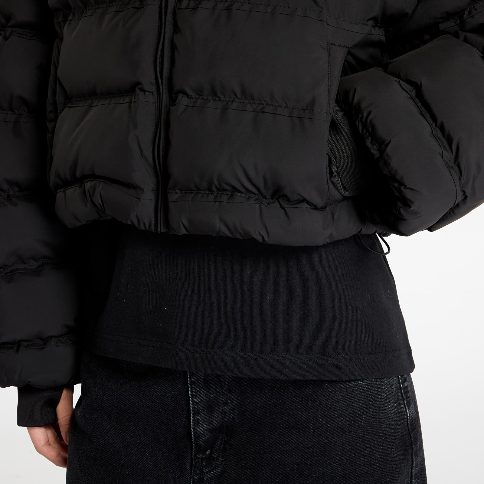 Jacken für Frauen Daily Paper Relaxed Short Puffer Jacket Black