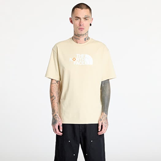 Póló The North Face X Yinka Ilori Short Sleeve Tee UNISEX Gravel