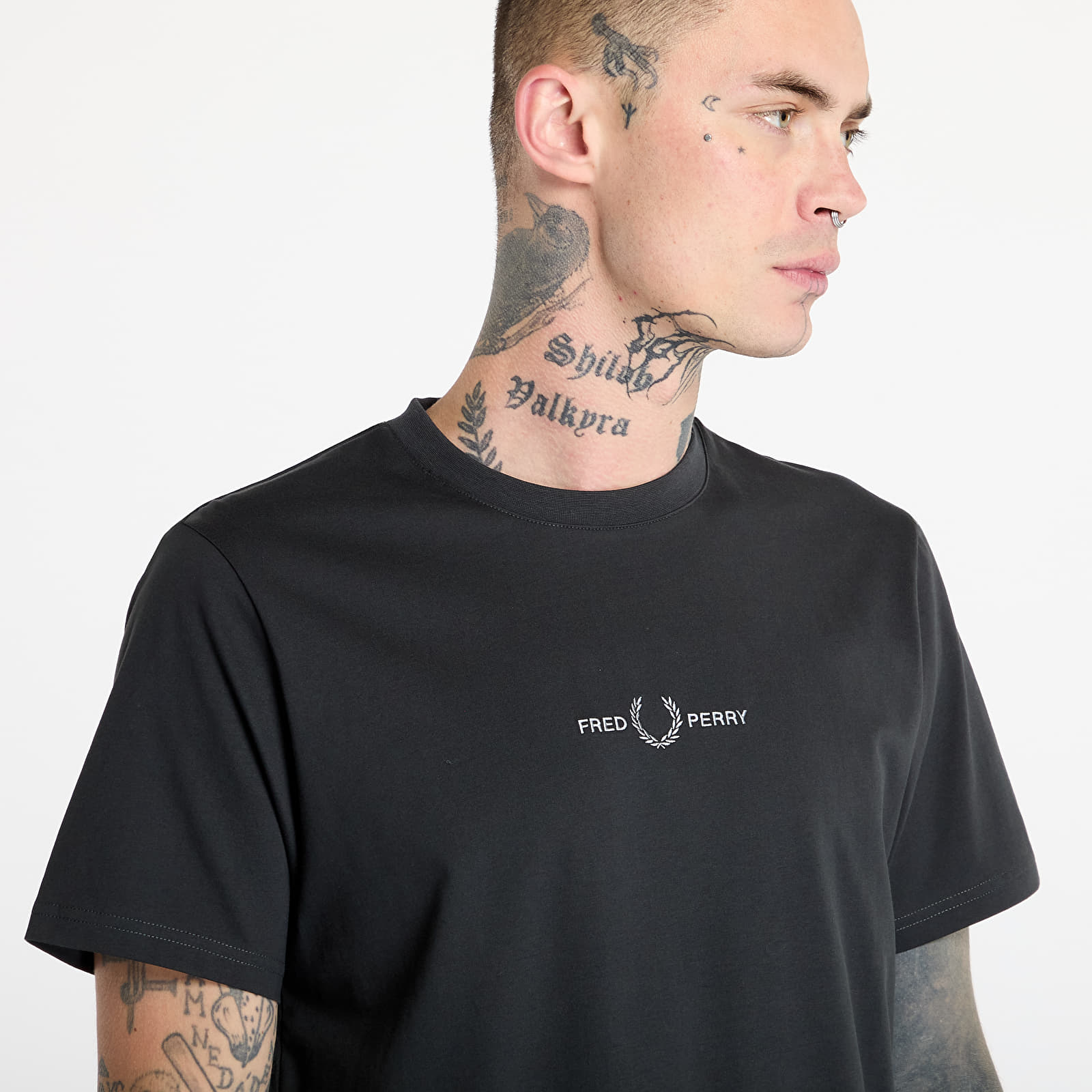 T-shirts FRED PERRY Embroidered T-Shirt Anchor Grey