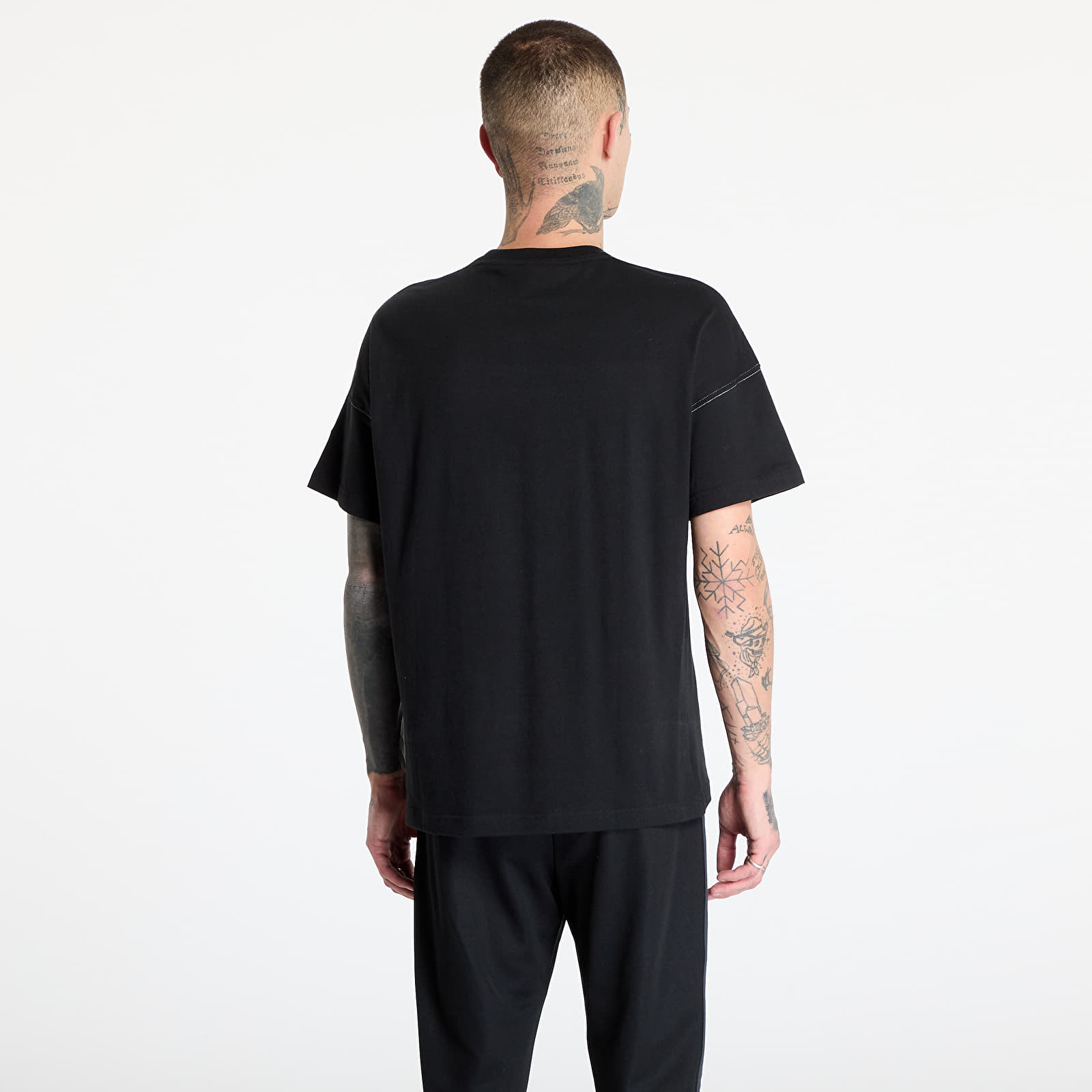 Men's T-shirts adidas ALL SZN Graphic T-Shirt Black