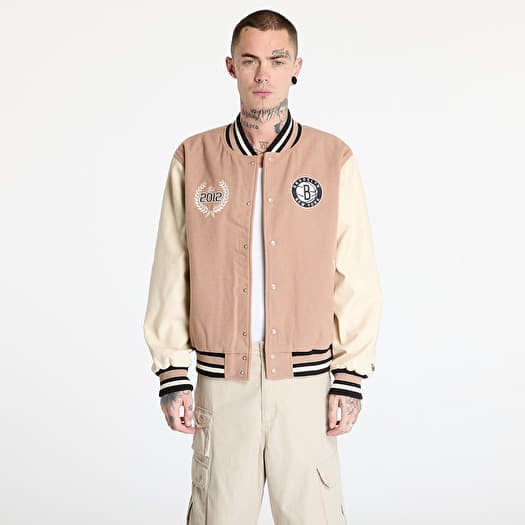 New Era Brooklyn Nets NBA Lifestyle Beige Varsity Jacket UNISEX Beige
