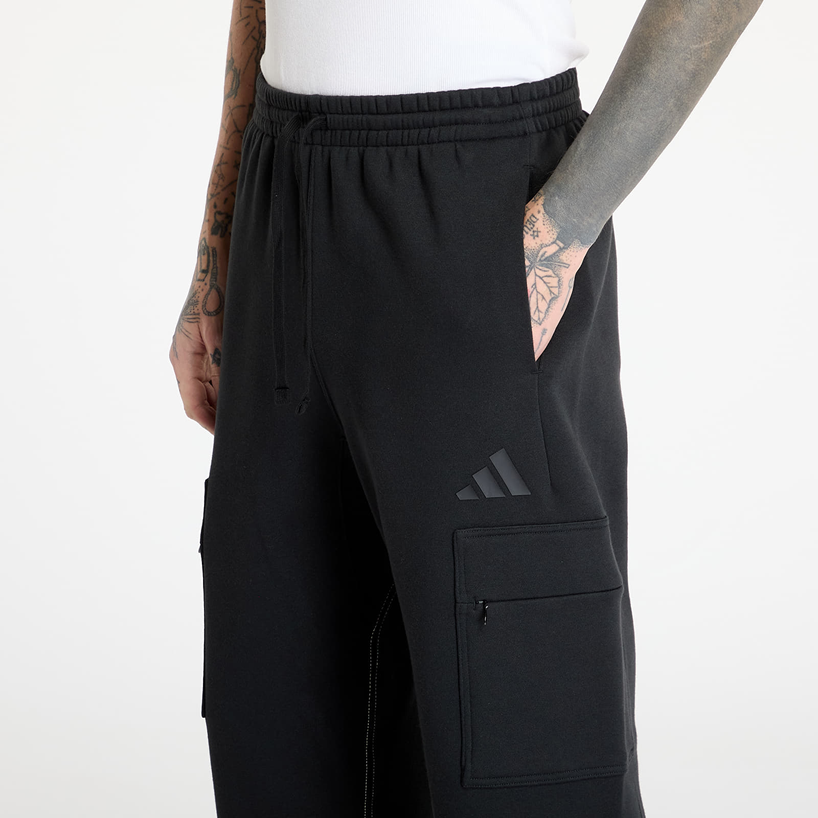Men's sweatpants adidas All Szn Graphic Loose Cargo Pants Black