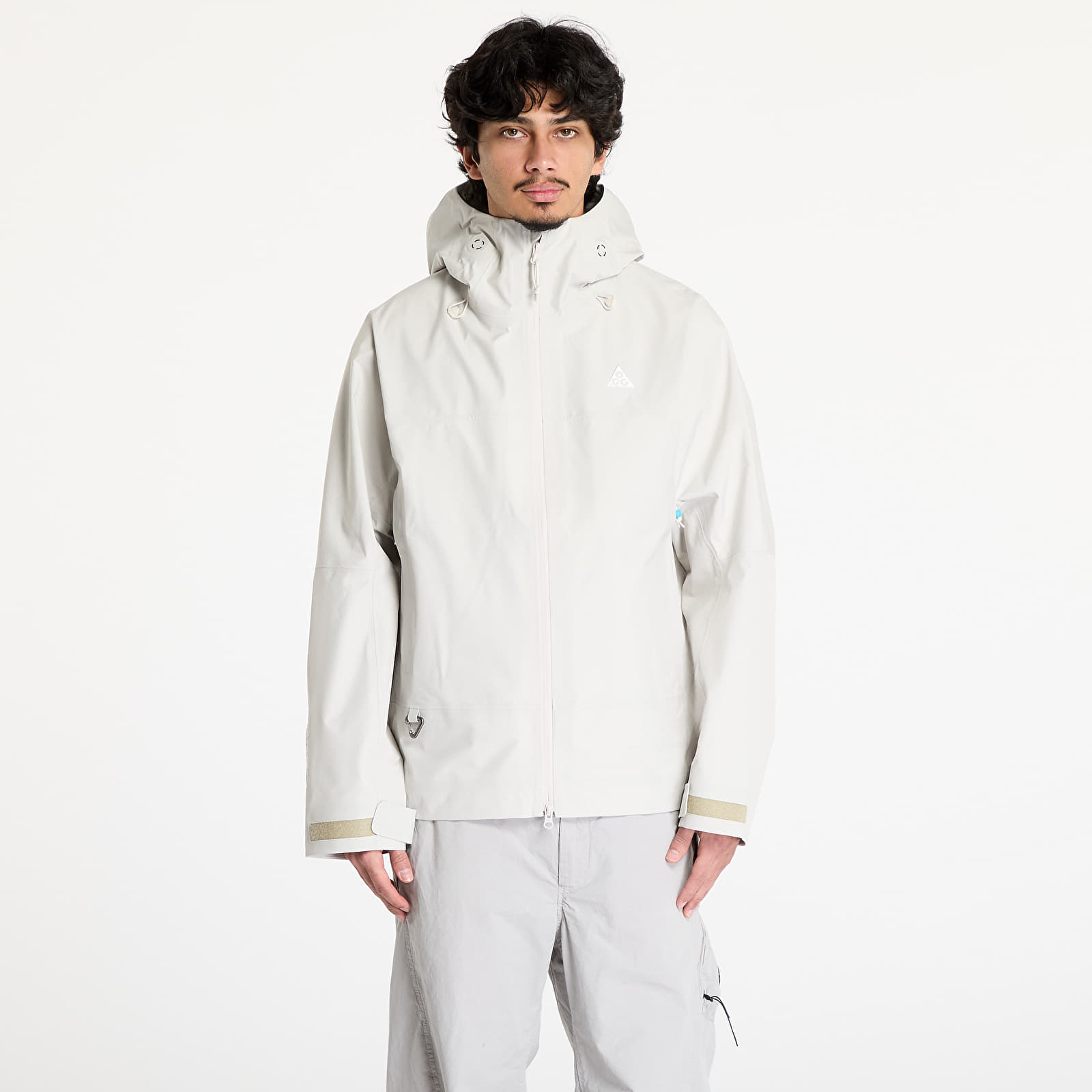 Impermeables para hombre Nike ACG "Misery Ridge" Storm-FIT ADV GORE-TEX Jacket Light Orewood Brown/ Summit White