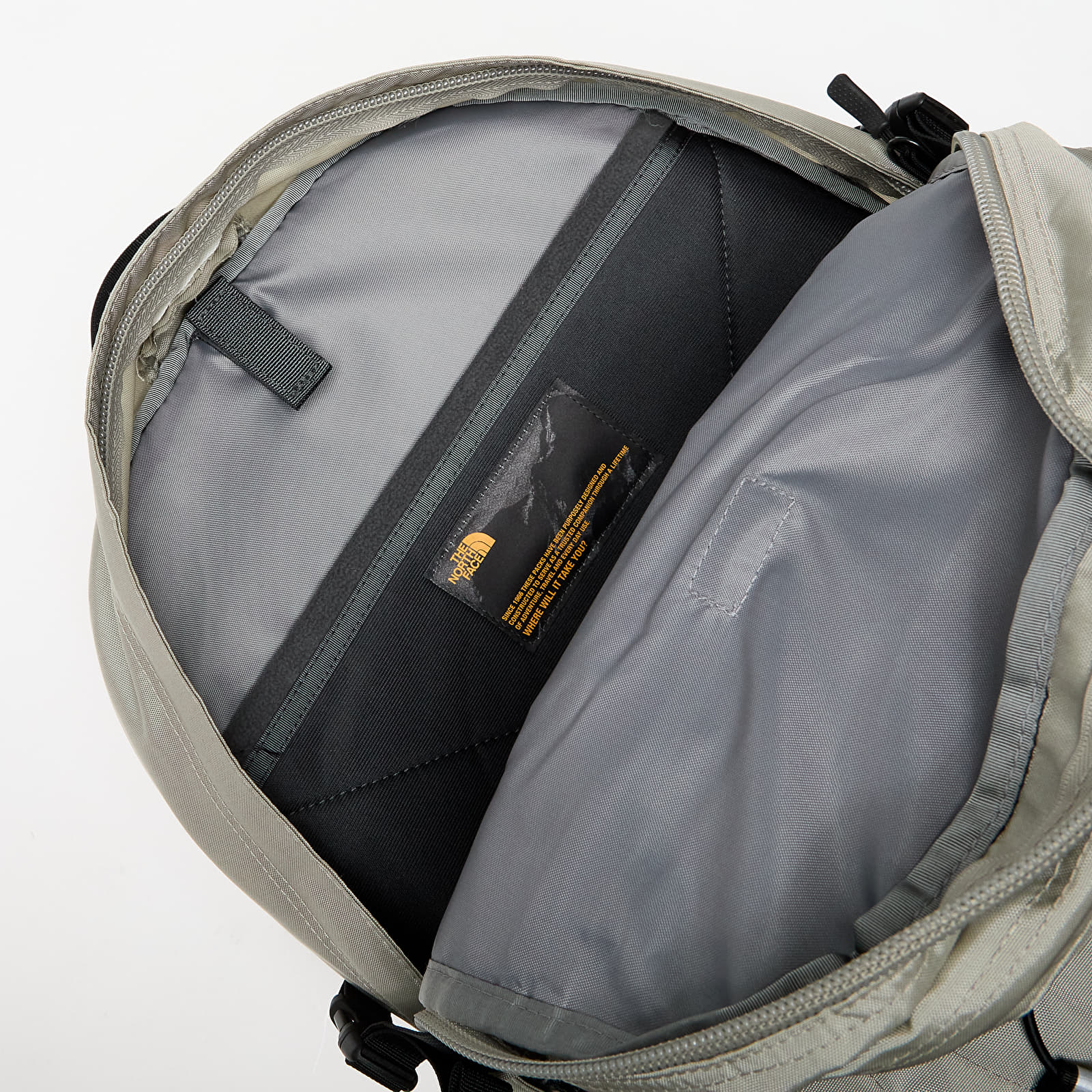 Hátizsákok The North Face Borealis Classic Backpack Clay Grey
