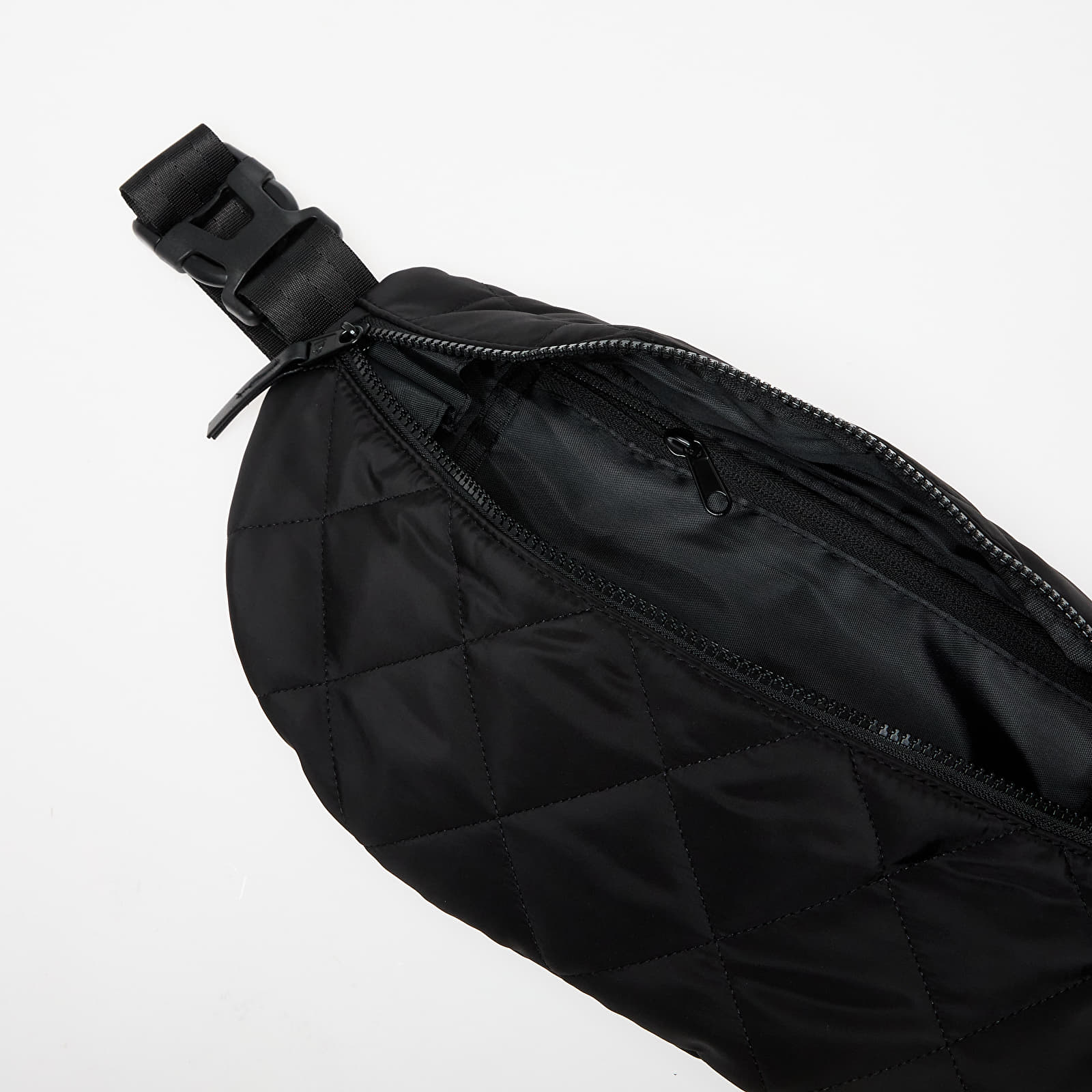 Kidney Packs New Era Quilted Waist Bag Black