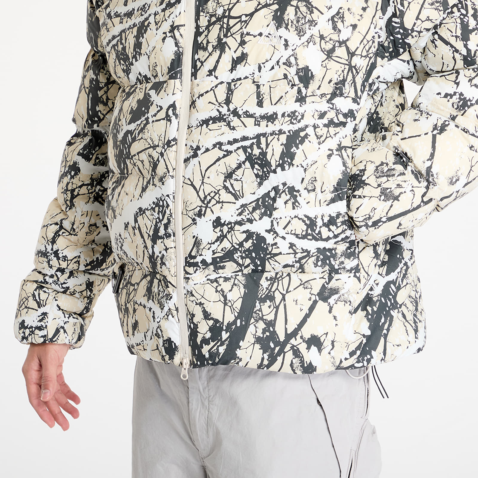 Herrenjacken Nike ACG "Lunar Lake" Men's Therma-FIT ADV Jacket Light Orewood Brown/ Summit White