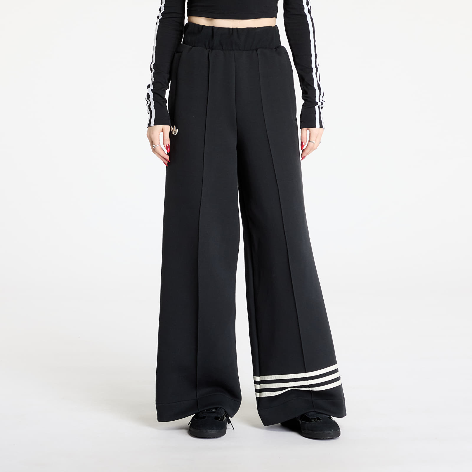 Damskie spodnie dresowe adidas Adicolor Neuclassics Trackpant Black/ Cream White