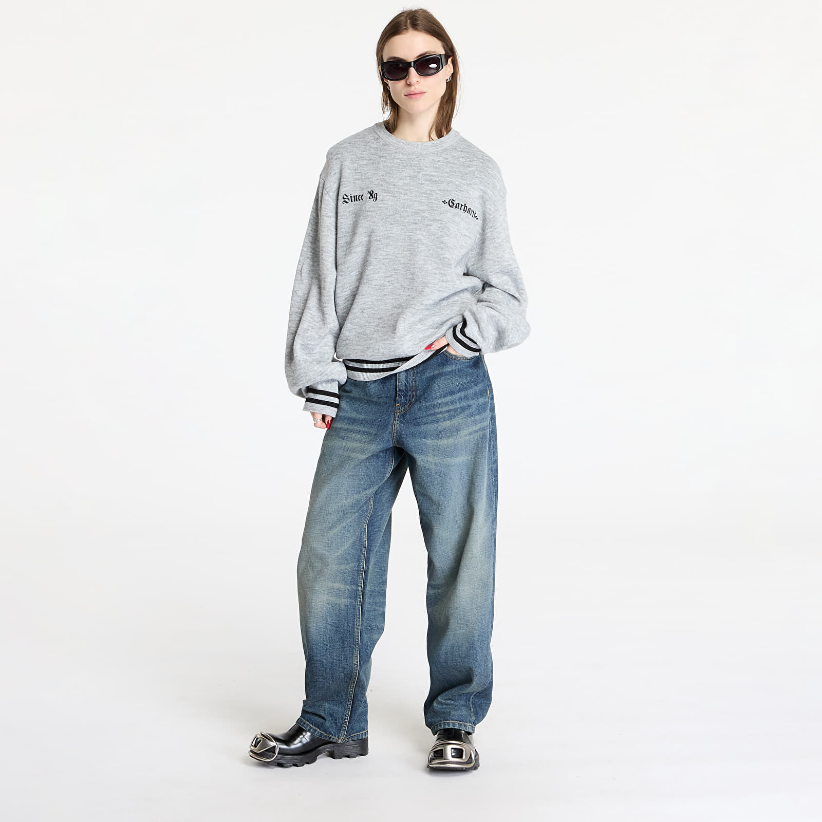 Мъжки пуловери Carhartt WIP Greatest Hits Sweater UNISEX Ash Heather/ Black