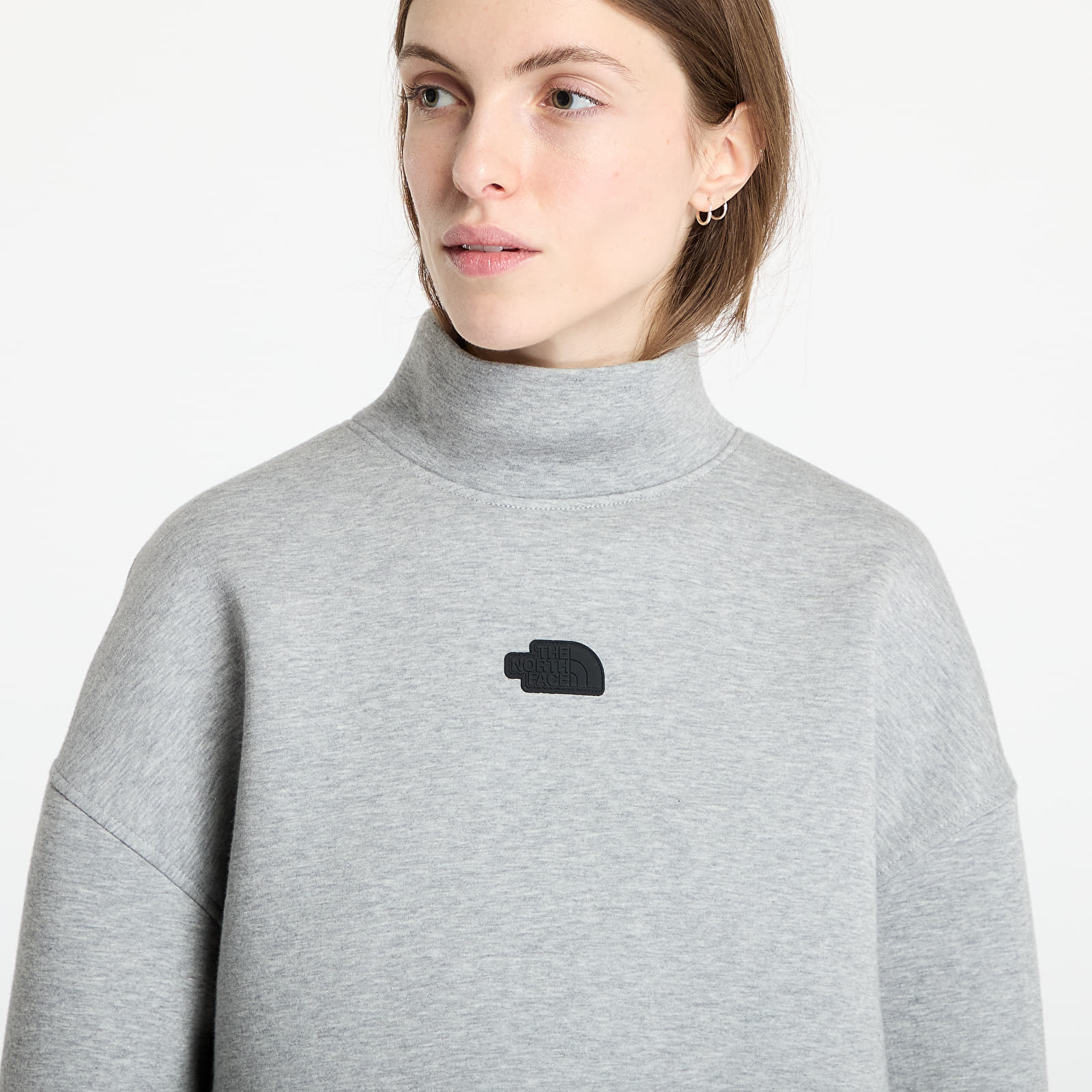 Kapuutsikud ja kampsunid The North Face Mock Neck Relaxed Sweater Metalic Silver