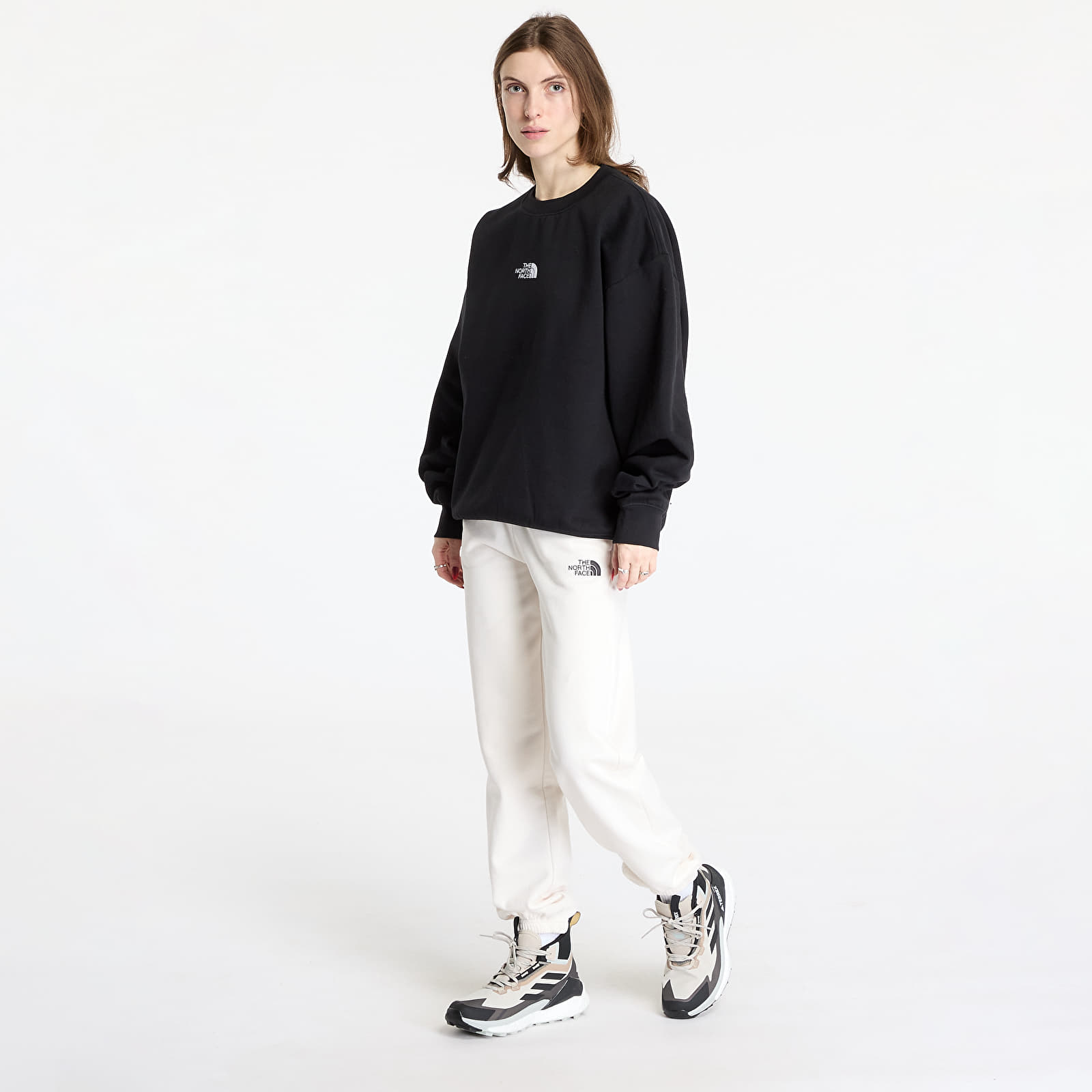 Kapuutsikud ja kampsunid The North Face Essential Oversized Crew TNF Black