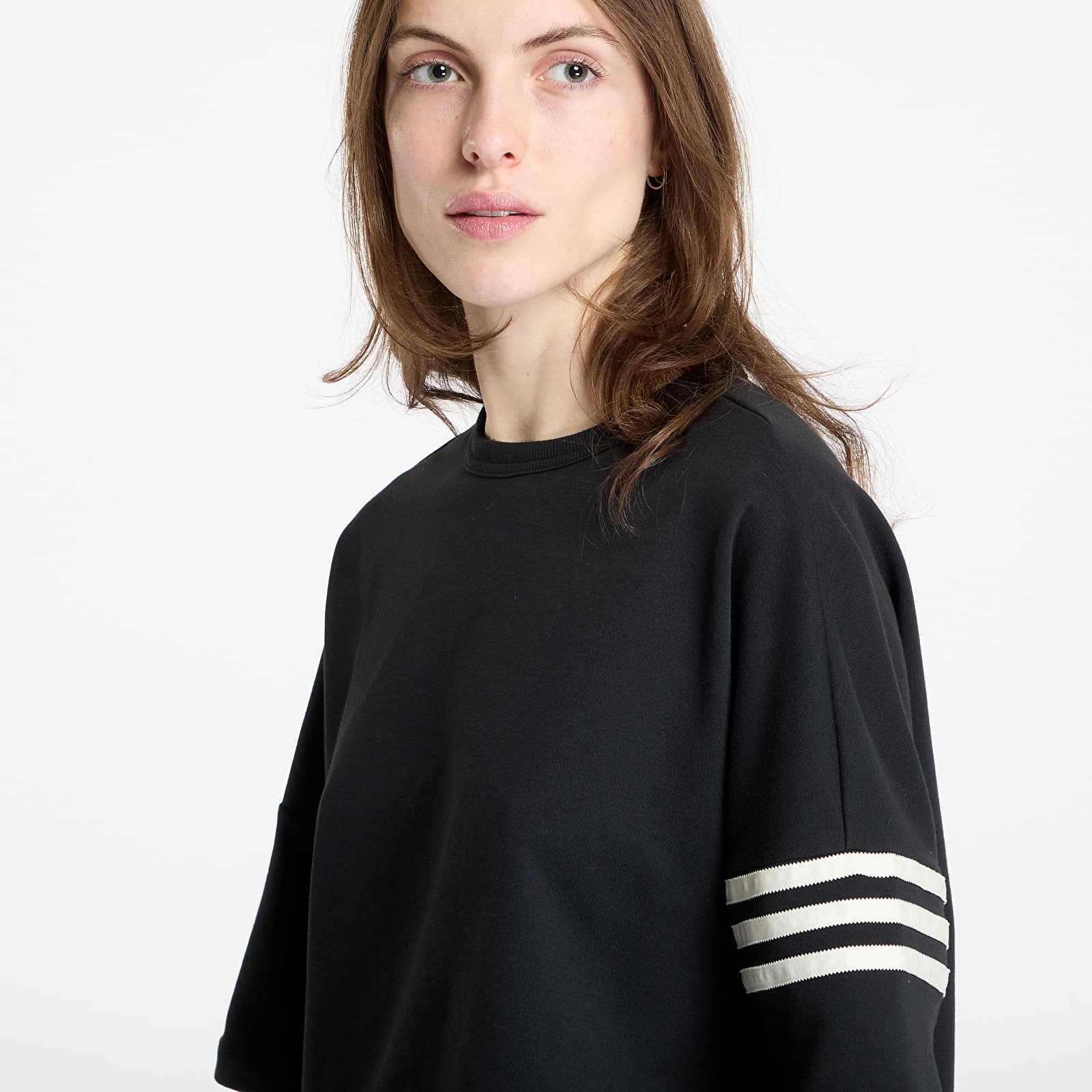 Women's T-shirts adidas Neuclassics T-Shirt Black/ Cream White