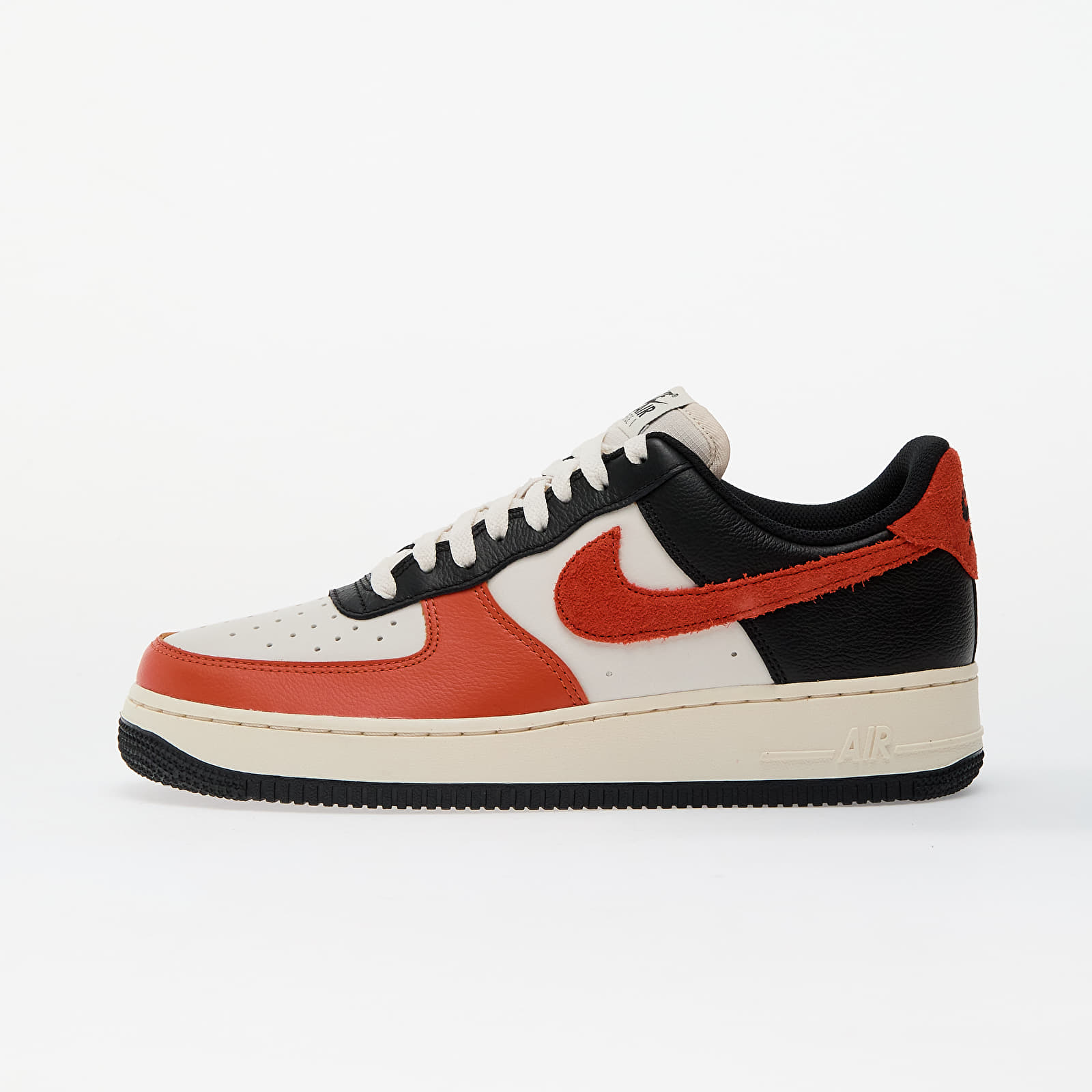 Męskie trampki i buty Nike Air Force 1 '07 Lv8 Black/ Vintage Coral-Phantom-Pale Ivory