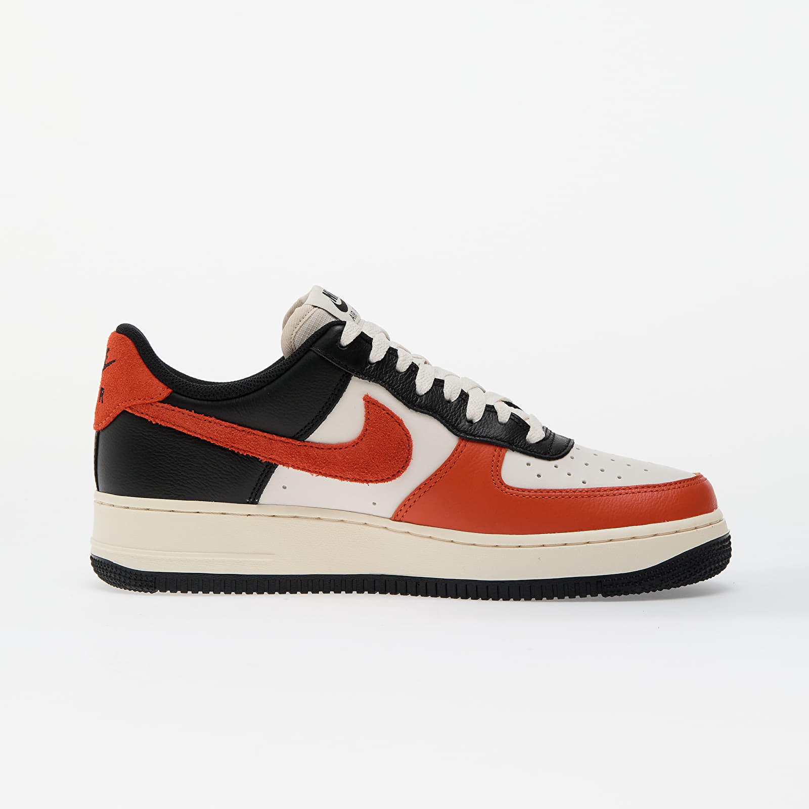 Męskie trampki i buty Nike Air Force 1 '07 Lv8 Black/ Vintage Coral-Phantom-Pale Ivory