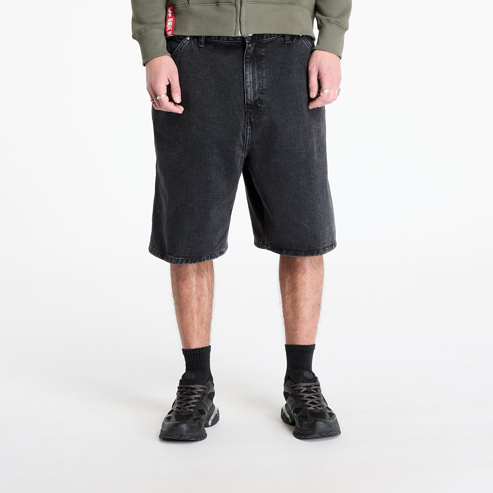 Men's shorts Carhartt WIP Rivet Short Black Stone Washed