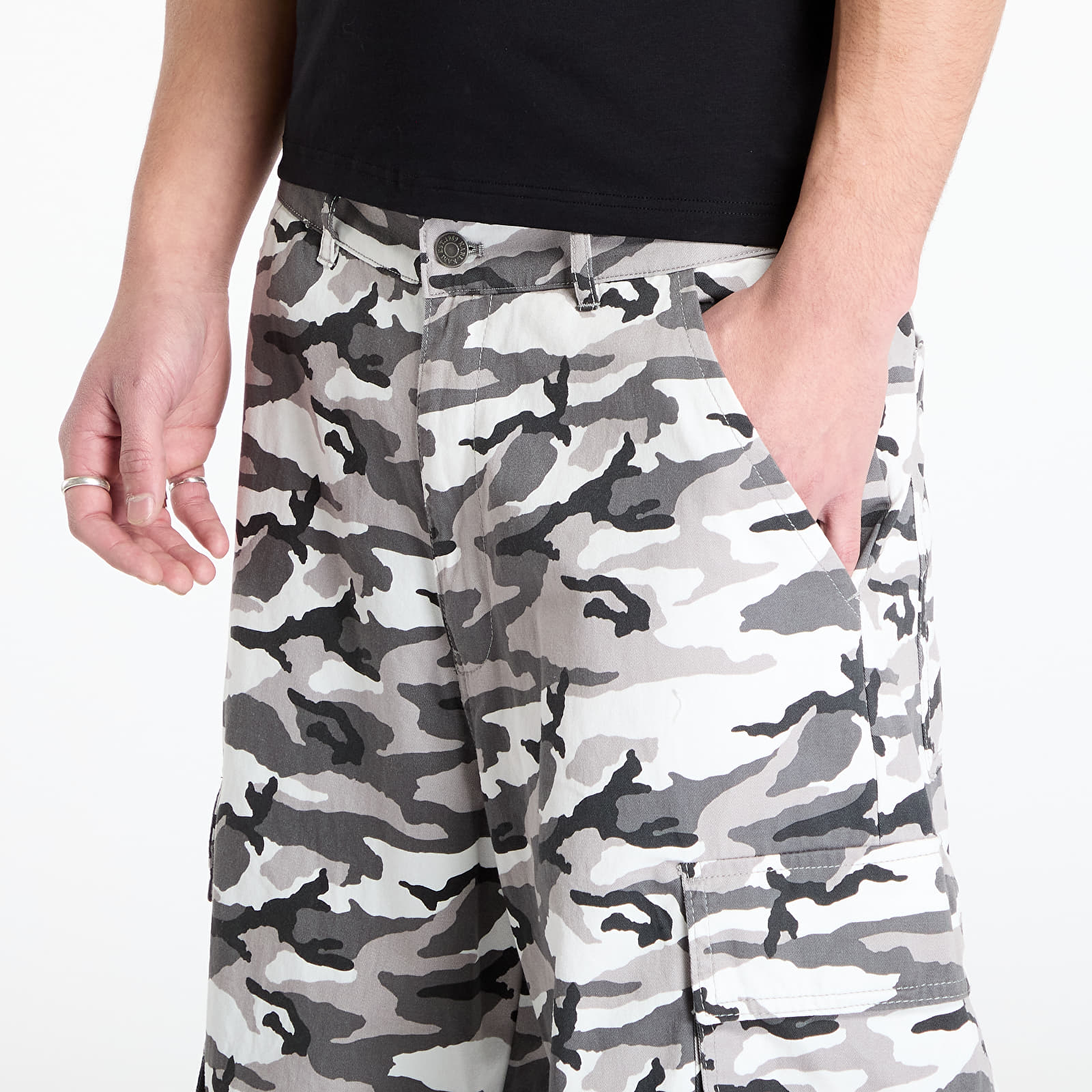 Jeans and trousers Karl Kani Sport Patch Camo Cargo Pants Grey/ Black/ Off White