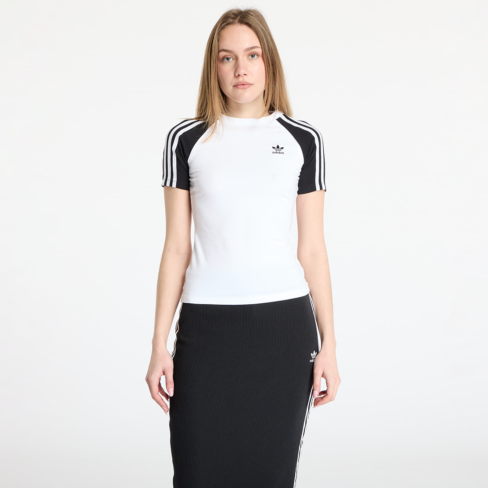 Női pólók adidas Adicolor 3 Stripe Raglan Slim Tee White/ Black