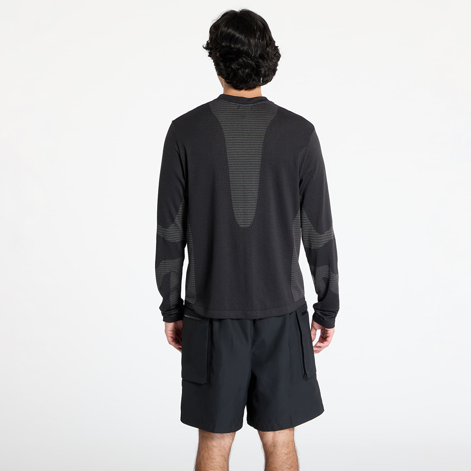T-shirts Nike ACG "Delta River" Dri-FIT ADV long-sleeve Base Layer Black/ Cool Grey