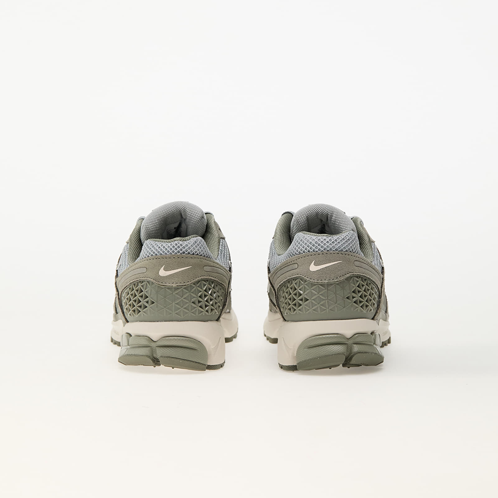 Meeste tossud ja kingad Nike Zoom Vomero 5 Dark Stucco/ Phantom-Lt Smoke Grey