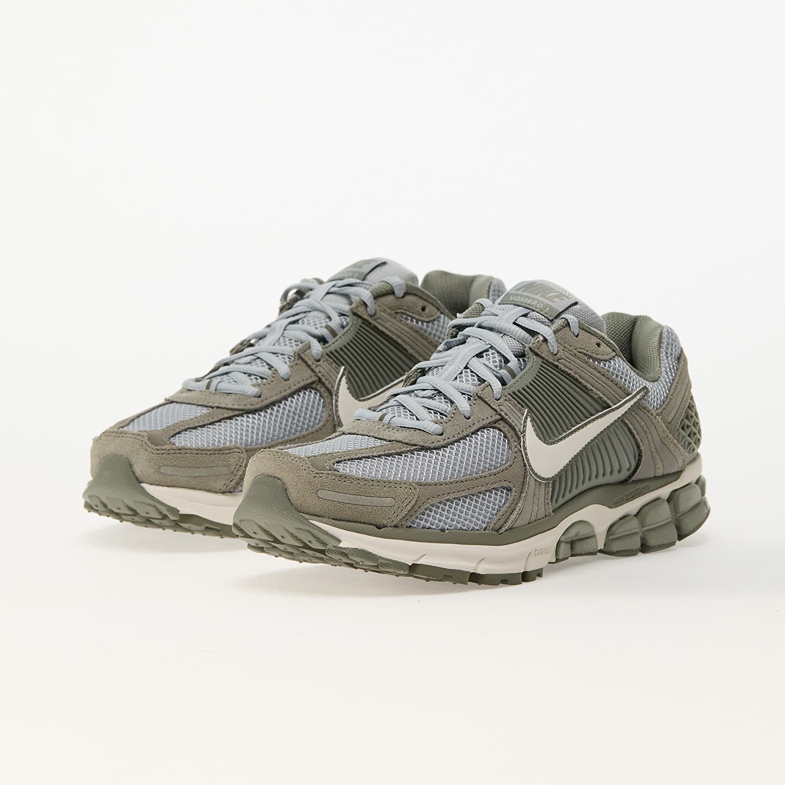 Meeste tossud ja kingad Nike Zoom Vomero 5 Dark Stucco/ Phantom-Lt Smoke Grey