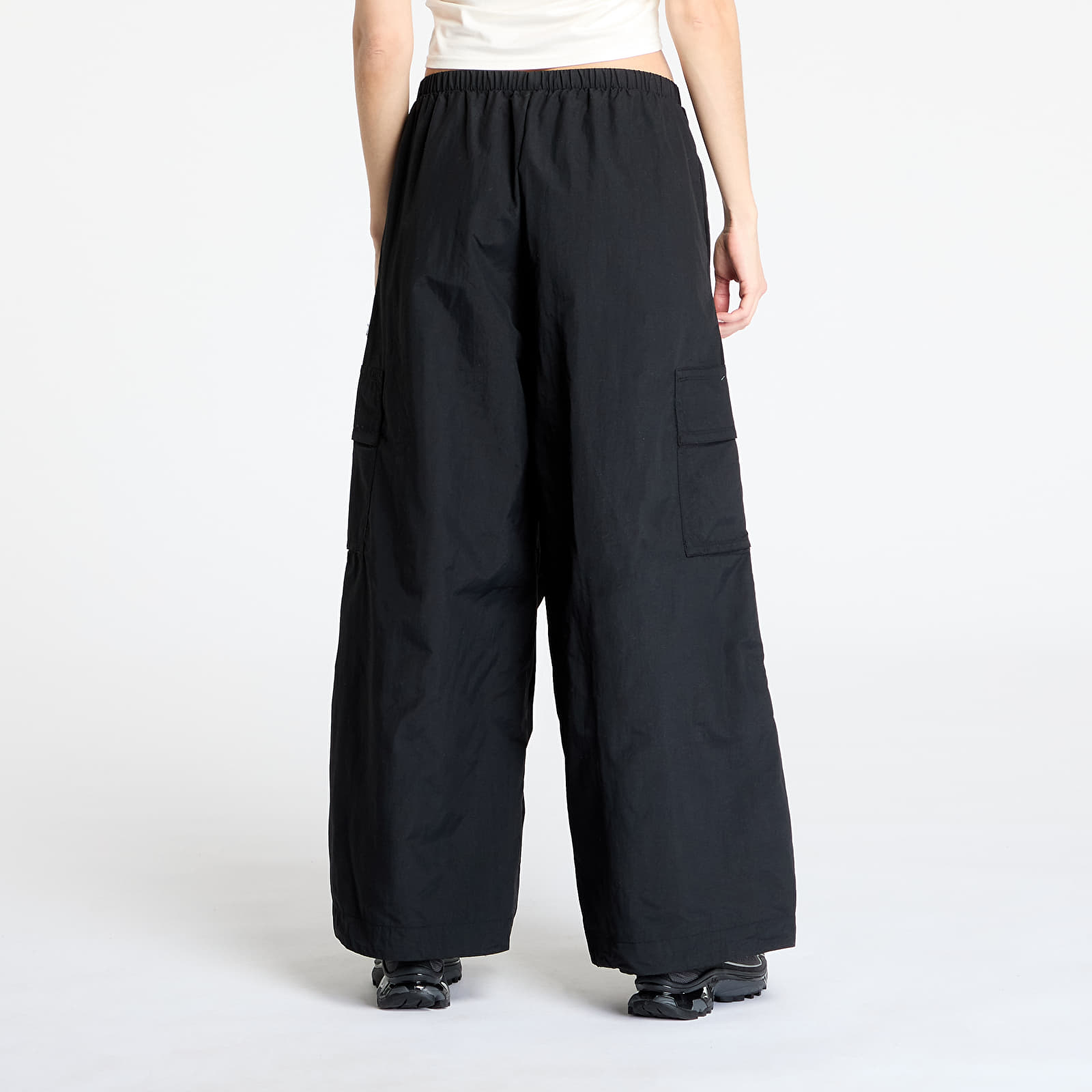Jeans und Hosen adidas City Escape Parachute Cargo Pants Black