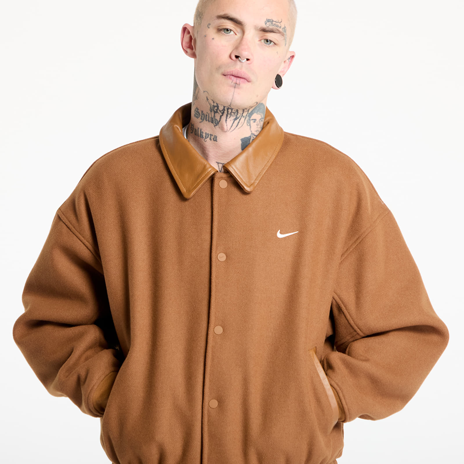 Men's jackets Nike Solo Swoosh Men's Wool Varsity Jacket Light British Tan/ Light Orewood Brown/ White