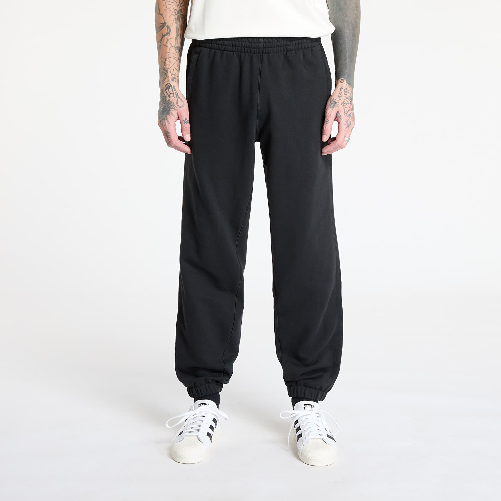 Herren Sweatpants adidas Premium Essentials Sweatpants Black Queens