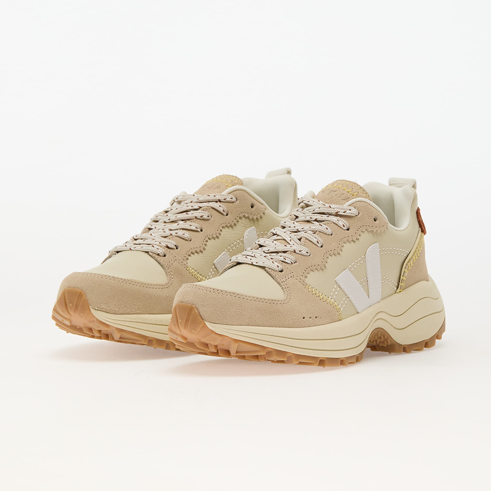 Women's sneakers and shoes Veja W x Bimba Y Lola Multico-Almond