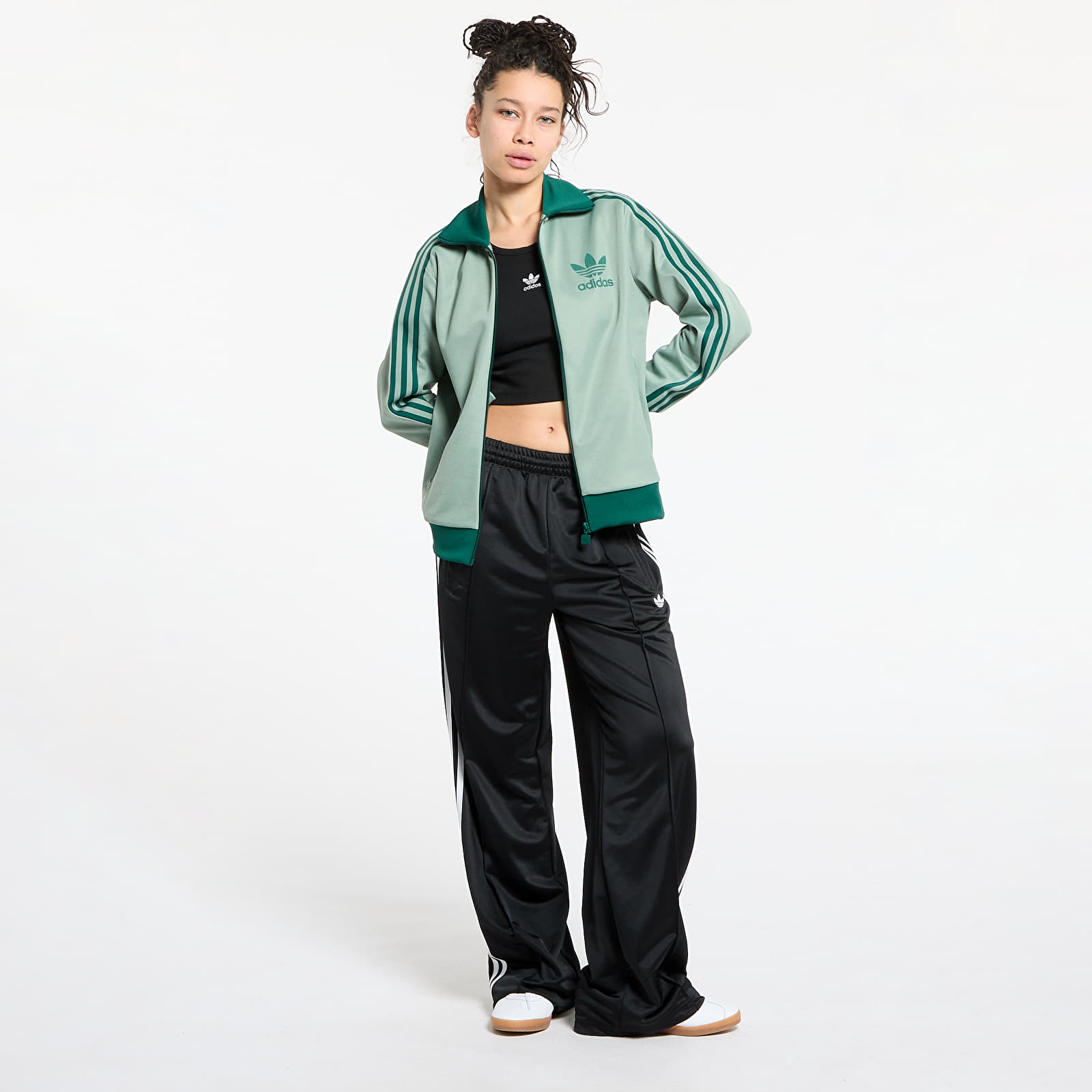 Sweatshirts für Frauen adidas Adicolor Classic Track Top Silver Green