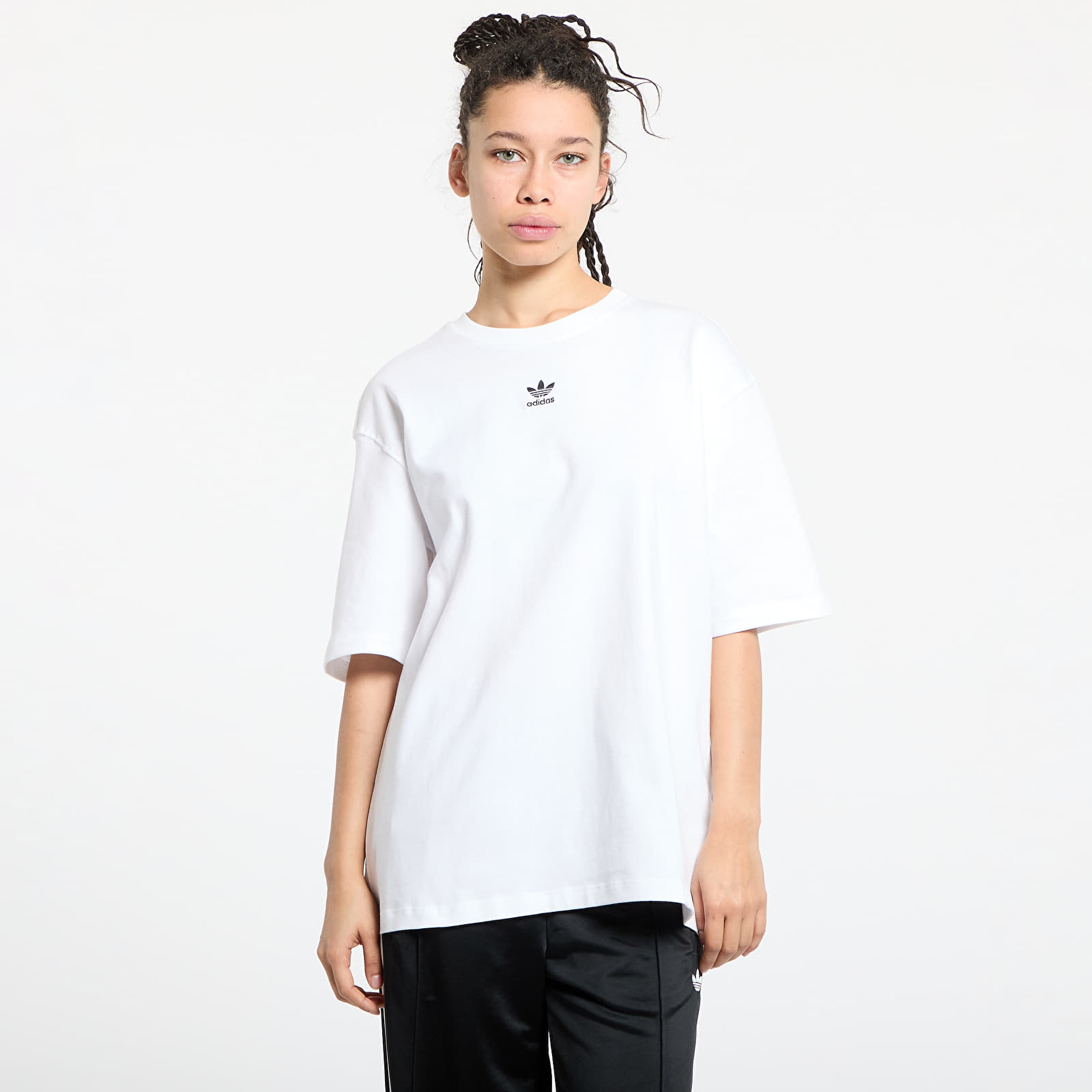 Camisetas de mujer adidas Essentials Boyfriend Tee White