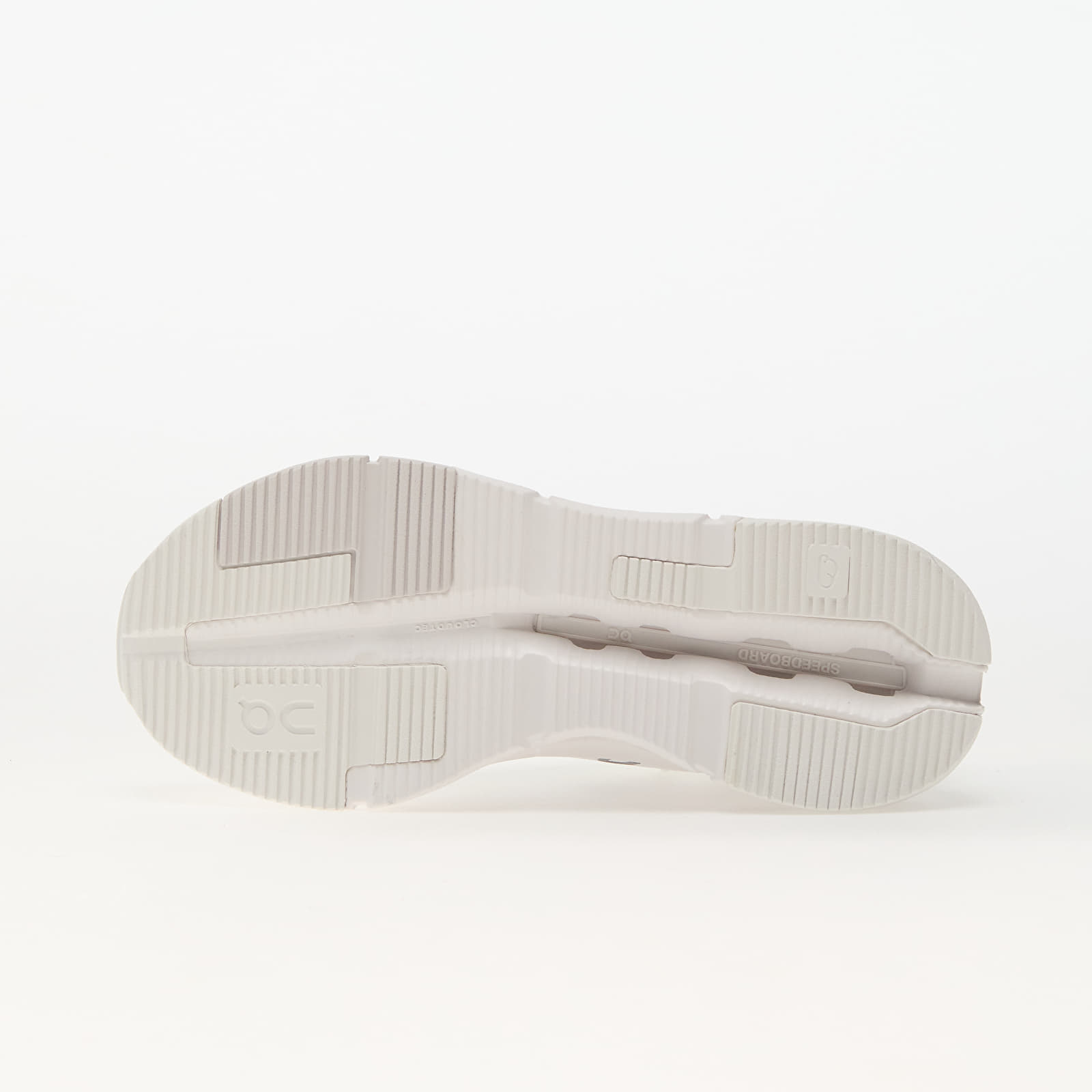 Męskie trampki i buty On M Cloudnova 2 All White