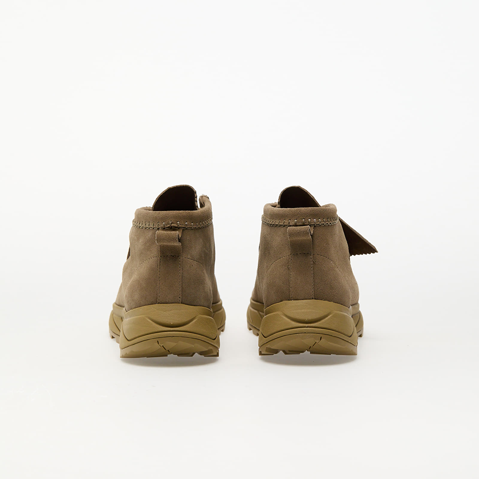 Turnschuhe und Schuhe für Männer Clarks Originals Wallabee Eden Dark Sand Suede