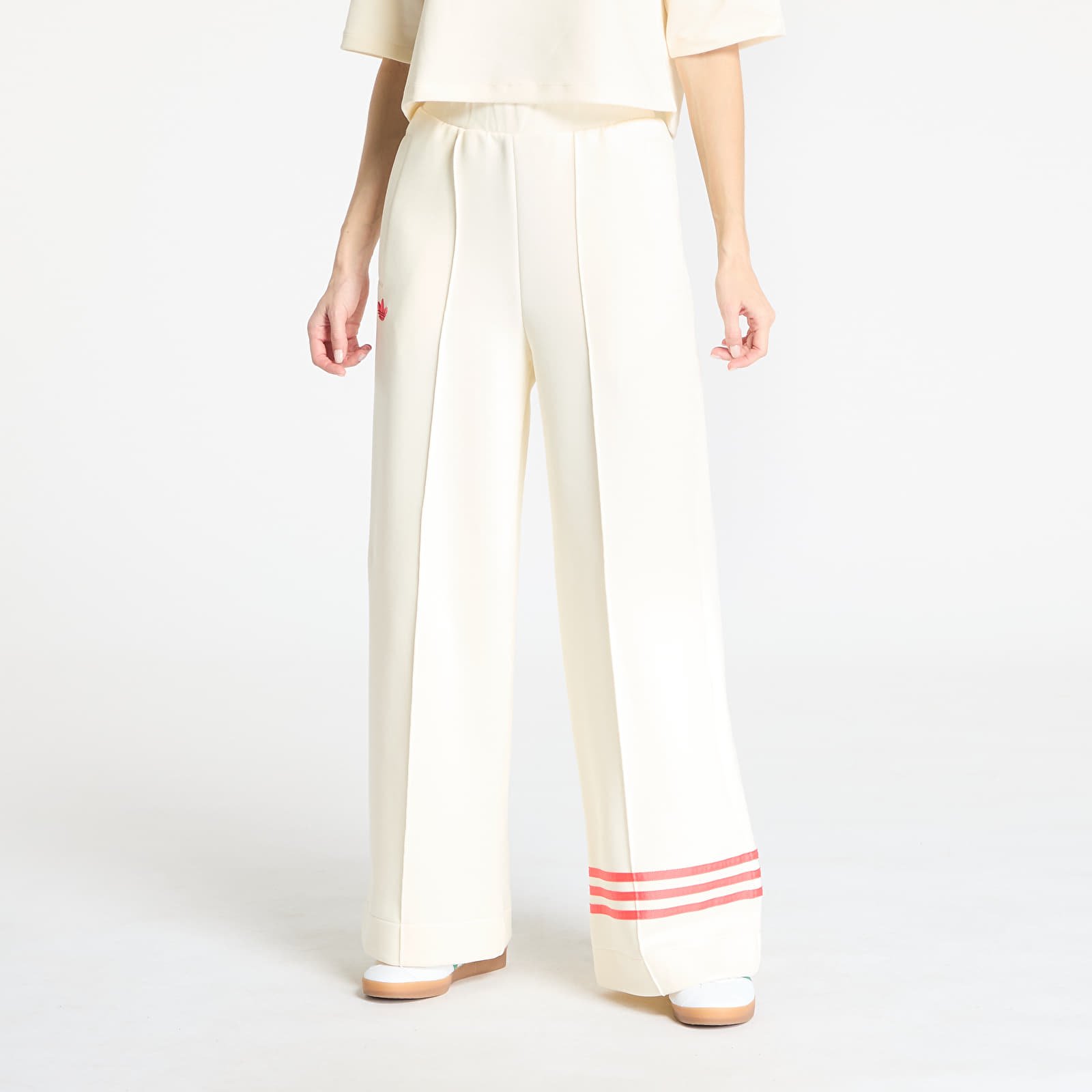 Dámské tepláky adidas Adicolor Neuclassics Trackpant Cream White/ Real Coral