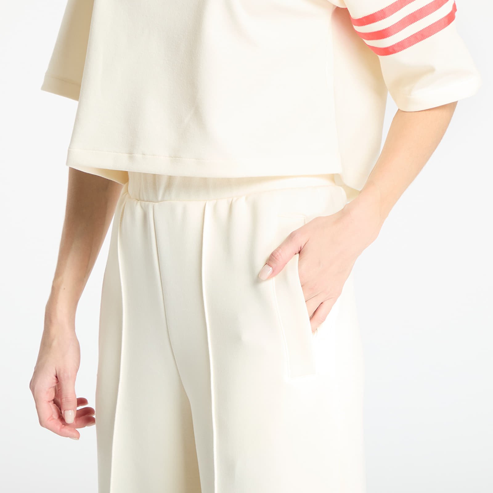 Dámské tepláky adidas Adicolor Neuclassics Trackpant Cream White/ Real Coral