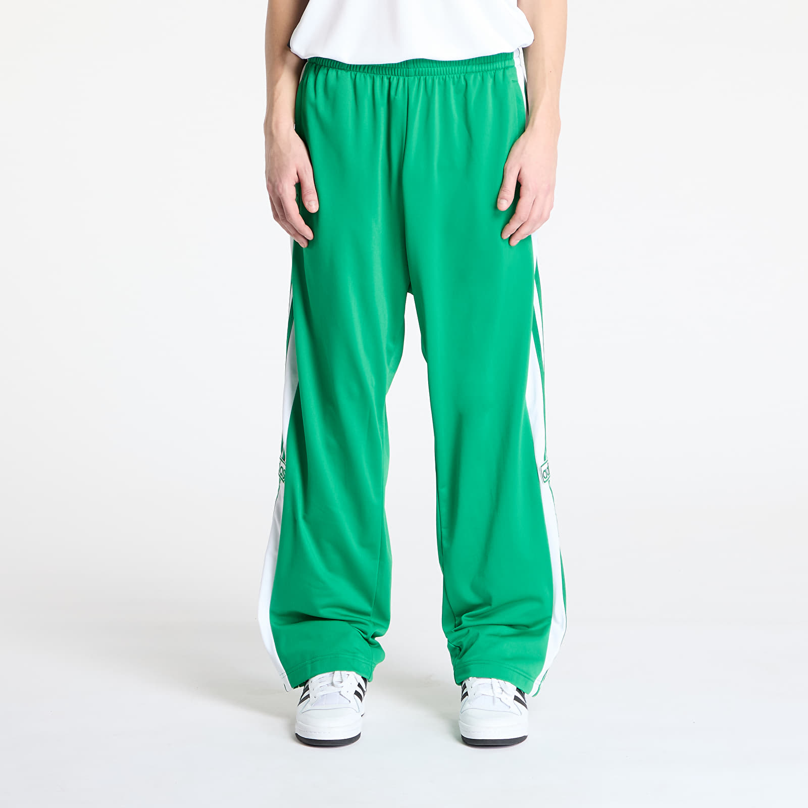 Men's trousers adidas Adibreak Classic Trackpant Green/ Green