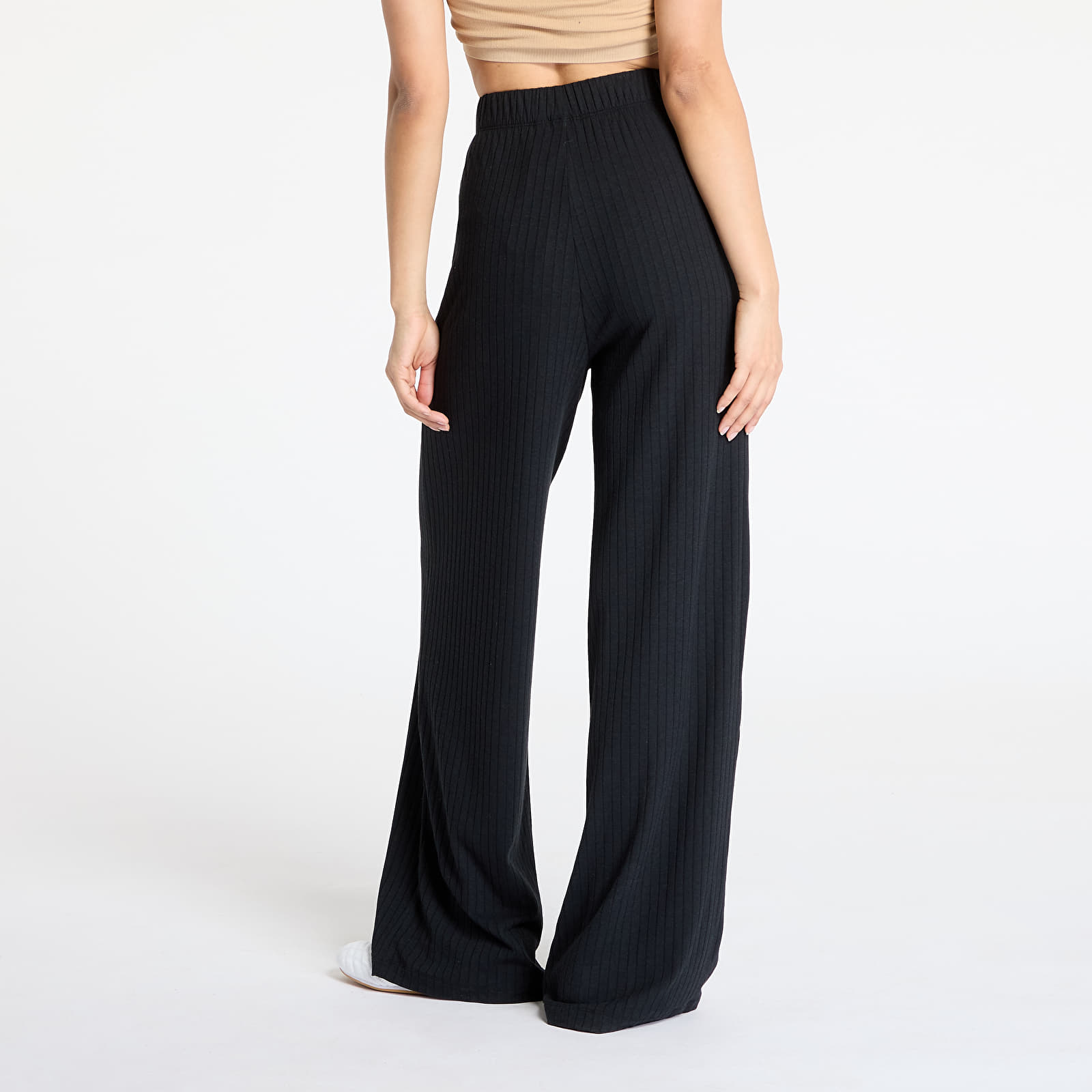 Spodnie dresowe adidas Essentials Wide Rib Pants Black