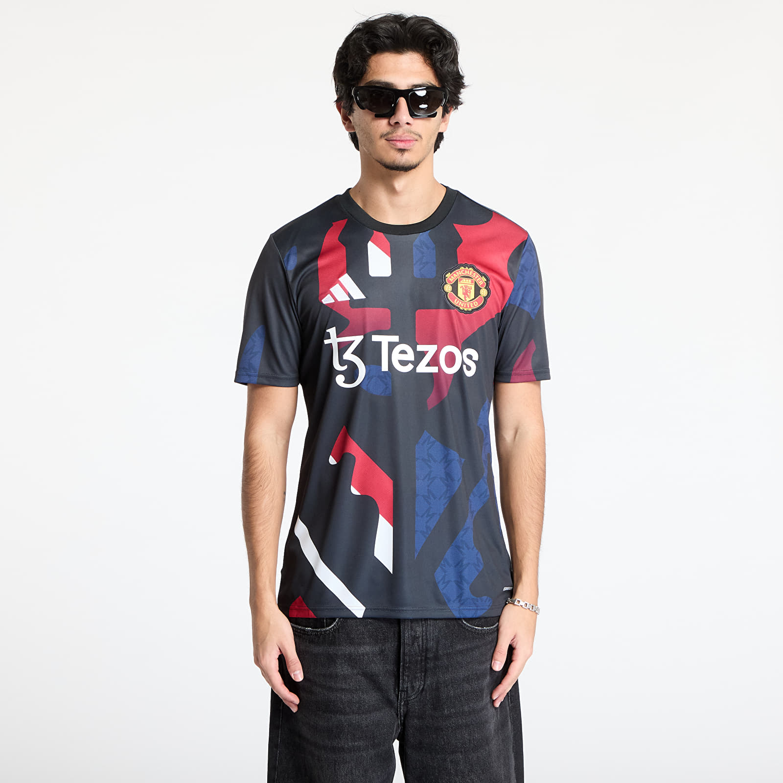Dresy adidas Manchester United 2024/2025 Pre Match Jersey Black/ Mufc Red/ Off White/ Team Coll Burgundy 2